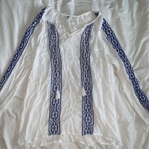 Old Navy white and blue blouse